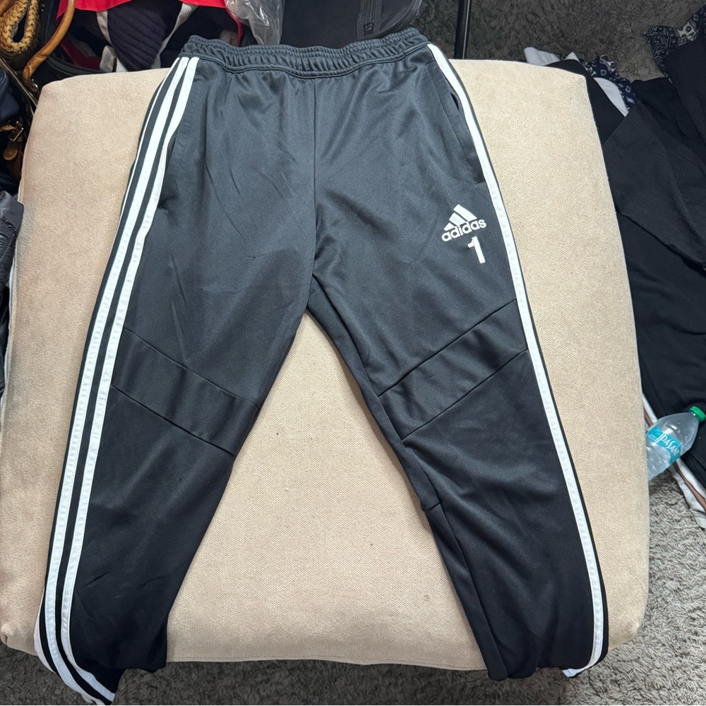 Men’s adidas pants